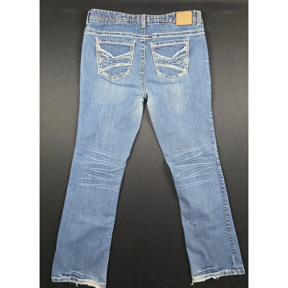 Amethyst Jeans Womens 14 Blue Bootcut Medium Wash Whiskered Embroidered Stretch